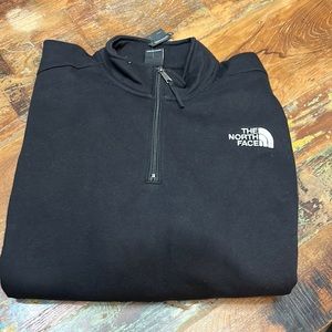 North Face Men’s Heavyweight 1/4 Zip-NWT